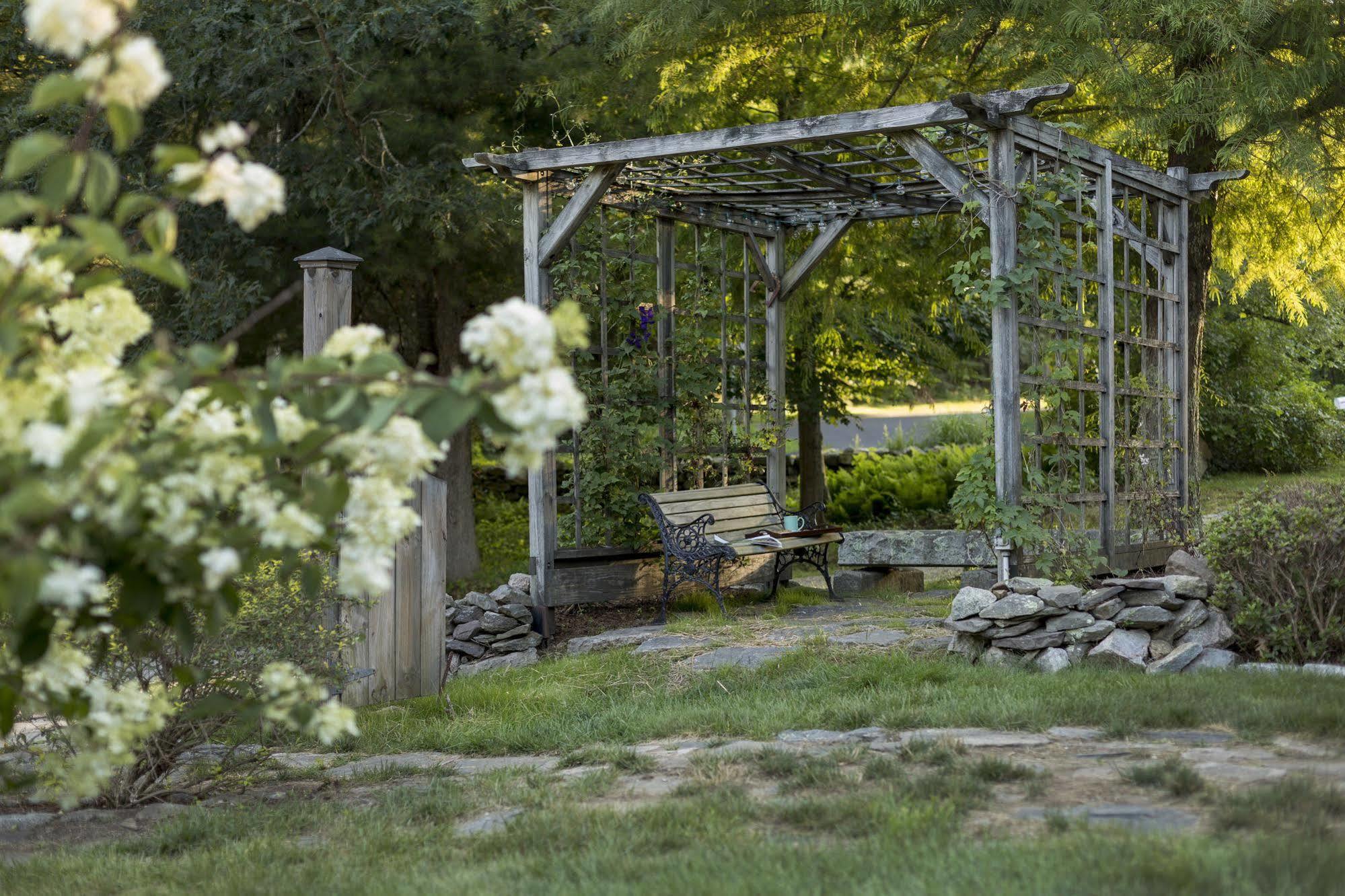 Abbey'S Lantern Hill Inn Ledyard Center Εξωτερικό φωτογραφία